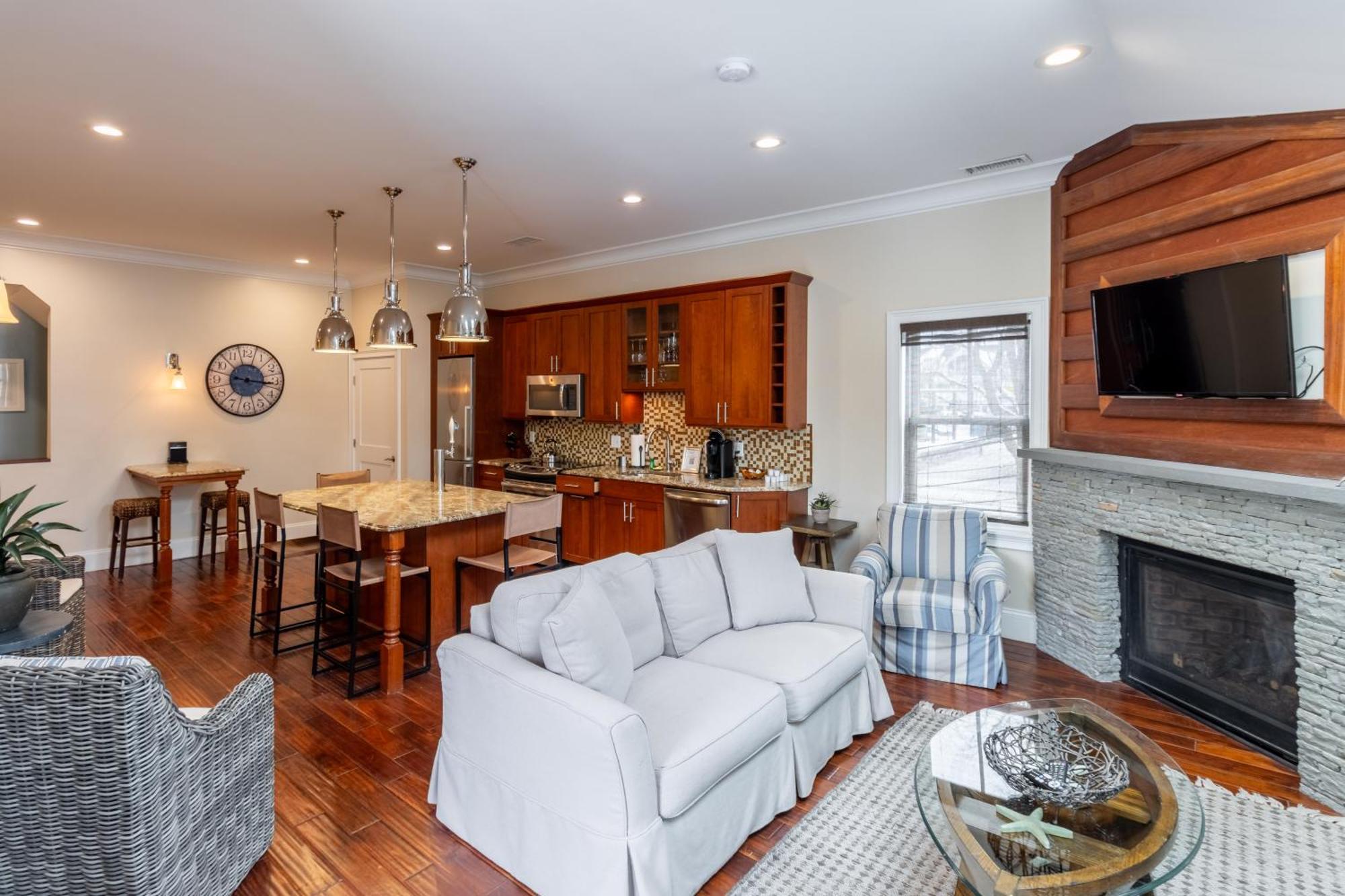 The Newport Lofts - 548 Thames Street Apartman Kültér fotó